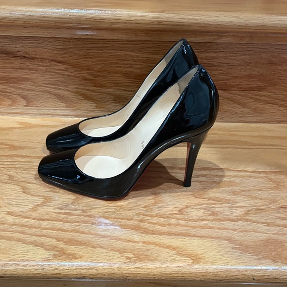 Christian louibiton heels - Picture 3 of 4